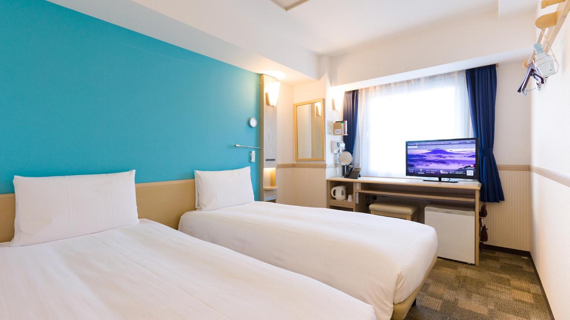 Toyoko Inn Iseshi Eki Buitenkant foto